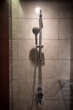 Şık ve lüks banyo iç mimarisi