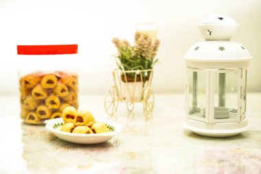 Ananaslı turta ya da nanalı tart, Endonezya 'dan gelen ananas reçeli ile doldurulmuş ya da üzeri ananas reçelli, ancak Asya' nın farklı bölgelerinde bulunur. Kurban Bayramı Konsepti, Seçici Odaklanma