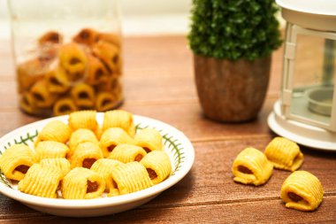 Ananaslı turta ya da nanalı tart, Endonezya 'dan gelen ananas reçeli ile doldurulmuş ya da üzeri ananas reçelli, ancak Asya' nın farklı bölgelerinde bulunur. Kurban Bayramı Konsepti, Seçici Odaklanma