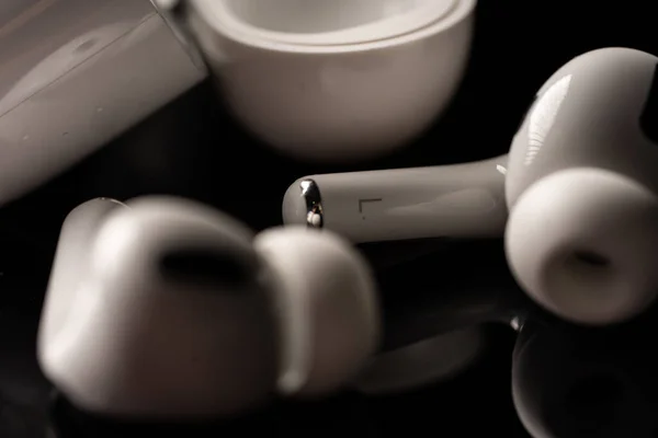 New Airpods Pro Features Active Noise Cancelling Customizable Fit — Stock Photo, Image