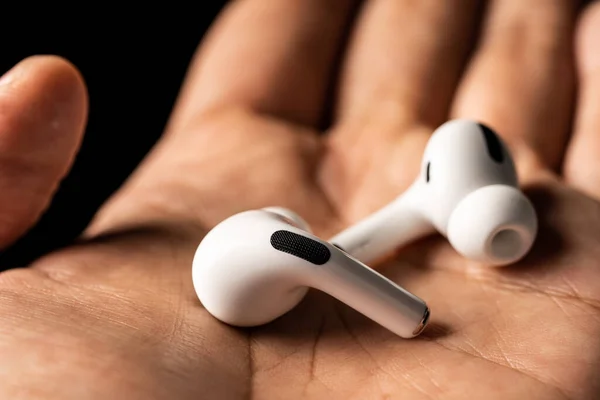 New Airpods Pro Features Active Noise Cancelling Customizable Fit — Stock Photo, Image