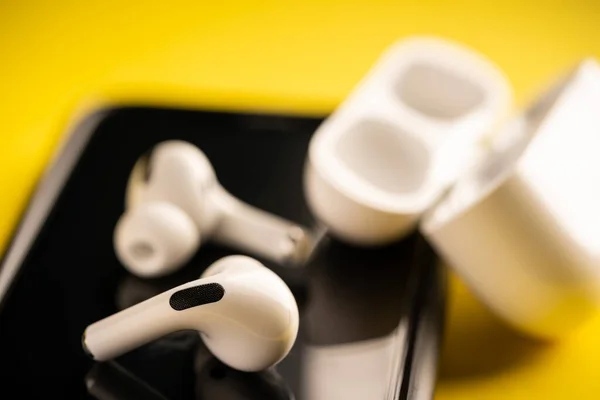 Kuala Lumpur Malaysia December 2019 New Airpods Pro Features Active — Stock Photo, Image