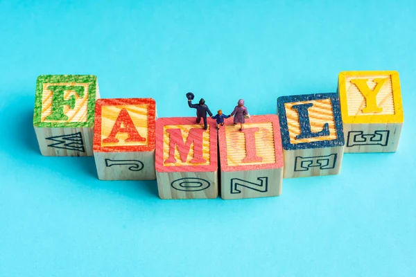 Happy Family Concept Miniature Parents Children Figurine Wooden House Family — Stock Photo, Image