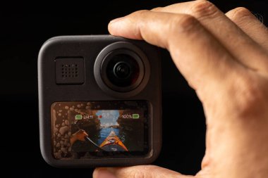 Gopro maksimum siyah karşısında izole