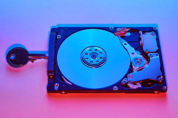 Datasikkerhetskonsept Nøkkel Spindel Harddisken Åpnet Harddisk – stockfoto