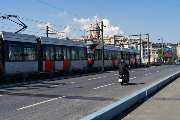 Turquía Istanbul Mayo 2020 Tren Línea Tranvía Que Pasa Por — Foto de Stock
