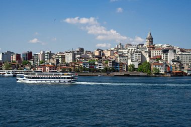 Turkey, İSTANBUL - Mayıs, 2020. İstanbul 'da Galata Kulesi' ne panoramik manzara ve feribot manzarası