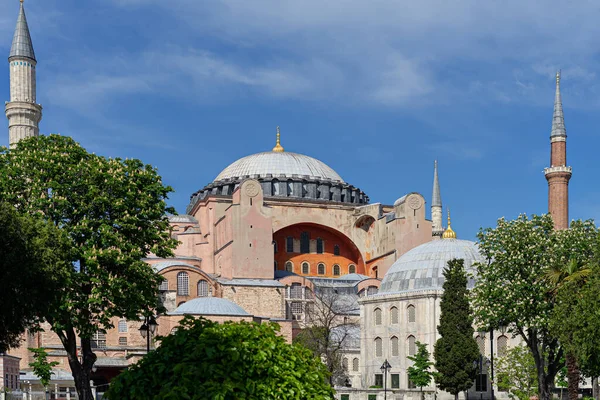Sankt Sophia, Hagia Sophia, Ayasofia historiska landmärke Istanbul, Turkiet — Stockfoto