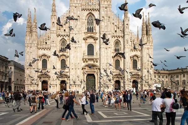 Piazza Del Duomo Cathedral Square Milan Cathedral Milan Cathedral Day — 스톡 사진