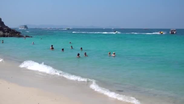 Pattaya Koh Larn Island Yai Spiaggia Mare Barche Spiaggia Persone — Video Stock