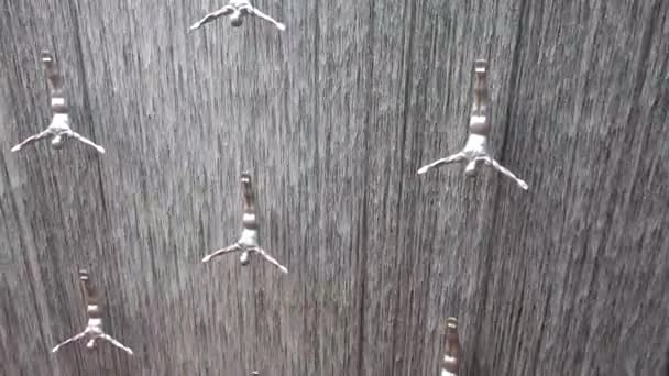 Wasserfall Mit Perlentauchern Einkaufszentrum Dubai Mall Die Vereinigten Arabischen Emirate — Stockvideo
