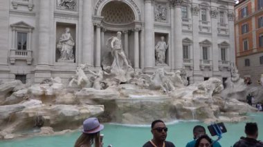 Roma, Piazza di Trevi, Fontana di Trevi. Roma, İtalya, Mayıs 2019.