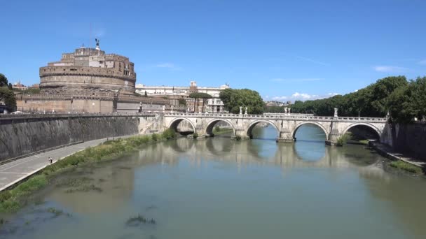 Roma Castel Sant Angelo Ponte Sant Angelo Puente Río Tiber — Vídeo de stock