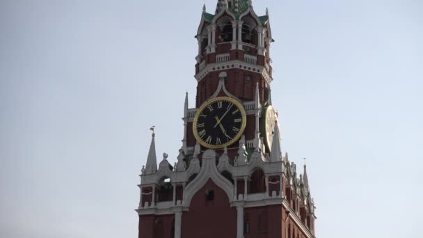 Moscow Red Square Spasskaya Tower Kremlin Close Chimes Russia Moscow — Stock Video