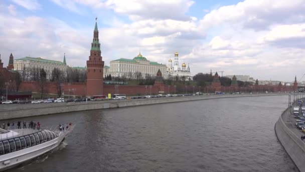 Moskevský Kreml Řeka Moskva Nábřeží Grand Kremlin Palace Katedrála Zvěstování — Stock video