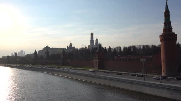 Μόσχα Κρεμλίνο Μόσχα Ποτάμι Ανάχωμα Μεγάλο Κρεμλίνο Παλάτι Καθεδρικός Ναός — Αρχείο Βίντεο