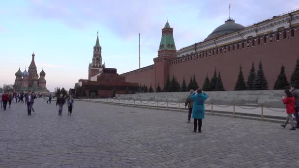 Rússia Moscovo Praça Vermelha Catedral Basil Torre Spasskaya Direita Paredes — Vídeo de Stock