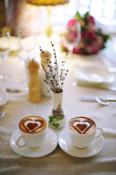 Two cups of coffee on the table — Stock Photo, Image