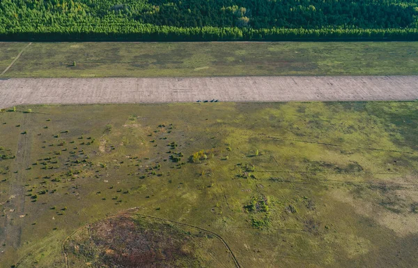Pista Pequeno Aeroporto Vista Aérea Panorâmica Foto Drone Voador — Fotografia de Stock