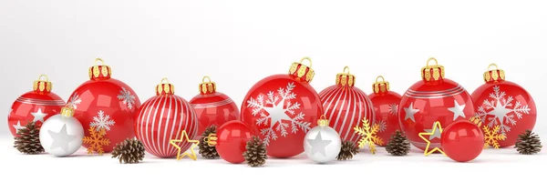 Rendering 3d - baubles Natale rosso e argento su sfondo bianco — Foto Stock