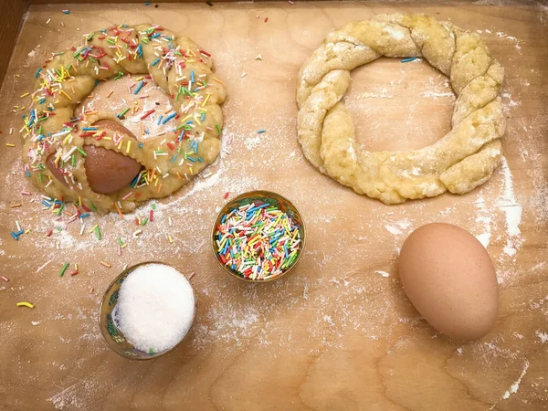 Scarcella, south italian pastry for Easter
