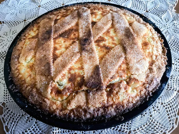 Die traditionelle Pastiera Napoletana — Stockfoto