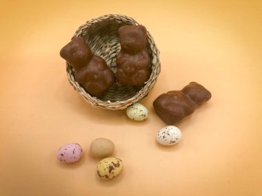 Küçük çikolata ayıcıkları