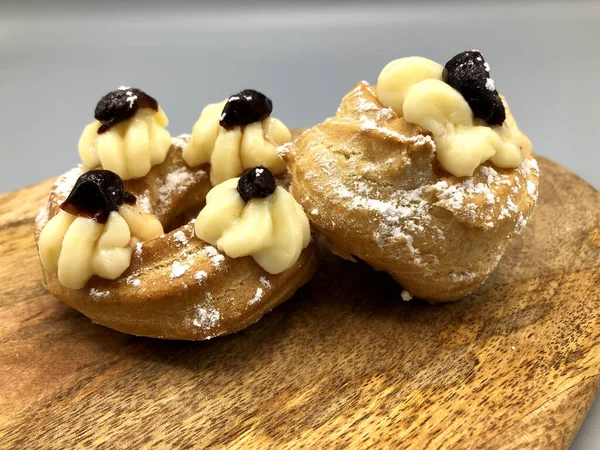 Zeppole Pâtisserie Traditionnelle Pour Célébrer Fête Des Pères Italie — Photo