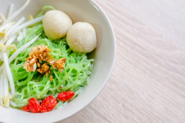 Thai Noodle with fish ball and crispy pork skin — Stock Photo, Image