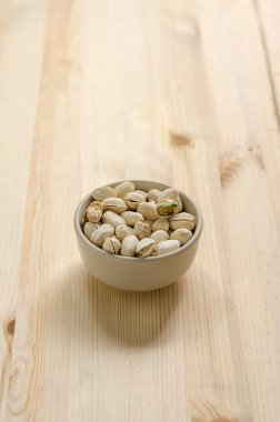 Ahşap arka plan fıstık fındık