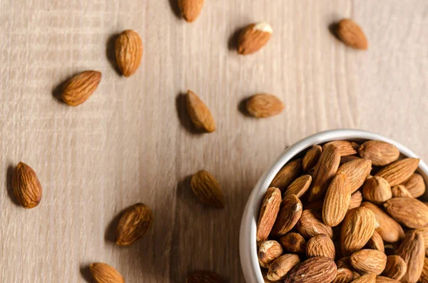 ahşap zemin badem fındık