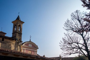 İtalya 'daki Ortaçağ Kalesi