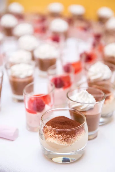 Pudding und Desserts Fingerfood — Stockfoto