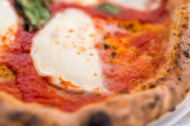 Margarita İtalyan pizza mozzarella peyniri ile