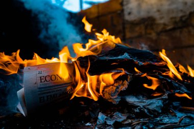 * Ekonomi ve Lamalar *