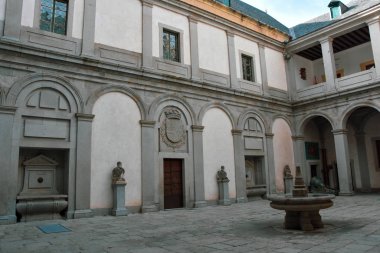 Romanesk Alcazar Kalesi Segovia İspanya