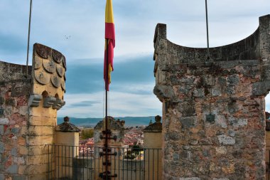 Romanesk Alcazar Kalesi Segovia İspanya