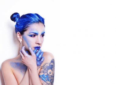 Bir fantastik makyaj güzel bir kızla. 