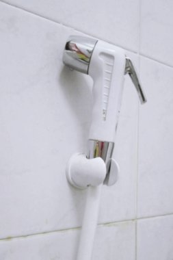 bulanık bide sprey tuvalet 