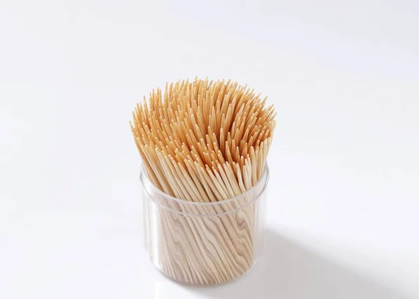 Wood. Toothpicks in a box — Stock Photo, Image