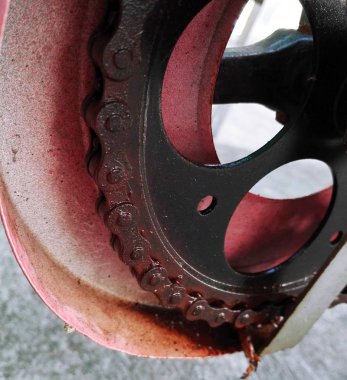 Bisiklet parçaları, araçları ve siyah grunge arka plan ekipman