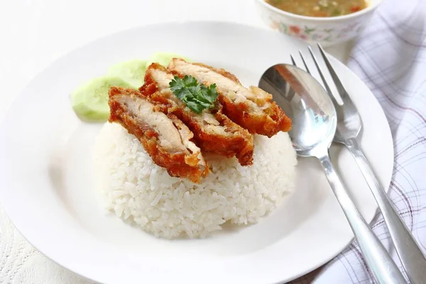 Pollo frito gourmet tailandés con arroz — Foto de Stock