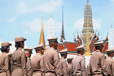 Hareket, Royal Tay hazırlamak için orduya katılmak Kral Bhumibol Adulyadej (Kral Rama 9 cenaze)