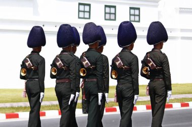 Hareket, Royal Tay hazırlamak için orduya katılmak Kral Bhumibol Adulyadej (Kral Rama 9 cenaze)