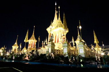 Hm Kral Bhumibol Adulyadej Sanam Luang, Kraliyet krematoryuma Kraliyet cenaze kullanılmak üzere hazırlanan