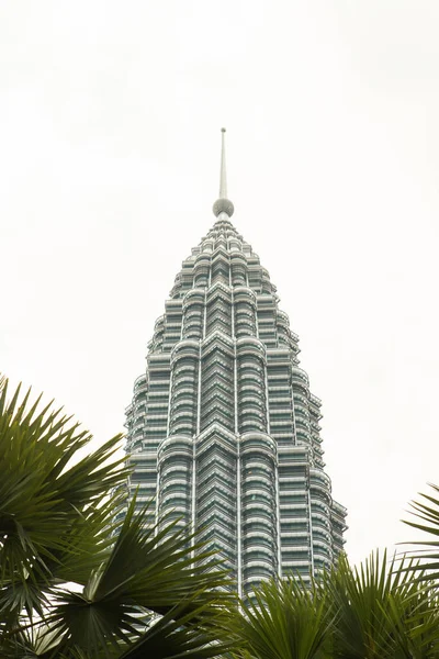 Berühmte Petronas Rechte Turmspitze — Stockfoto