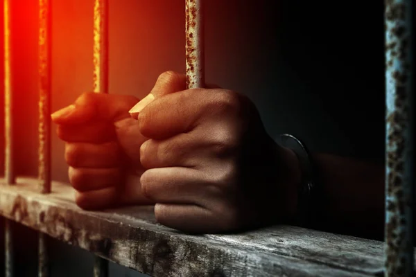 prisonhand mahkum