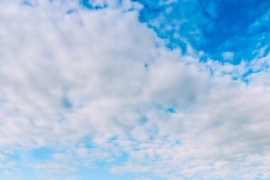 Mavi gökyüzü arkaplanı