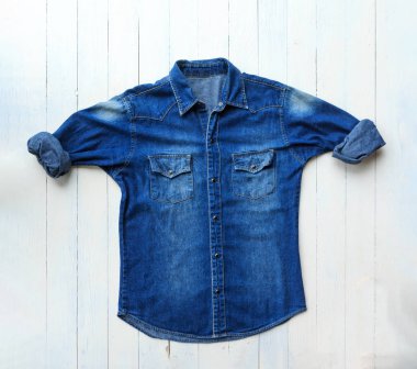 kot üzerinde ahşap