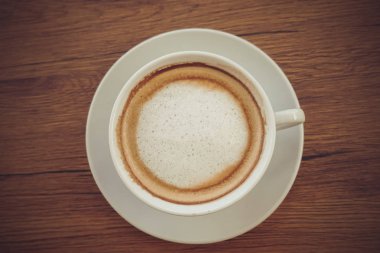 Bir fincan cappuccino kahve.